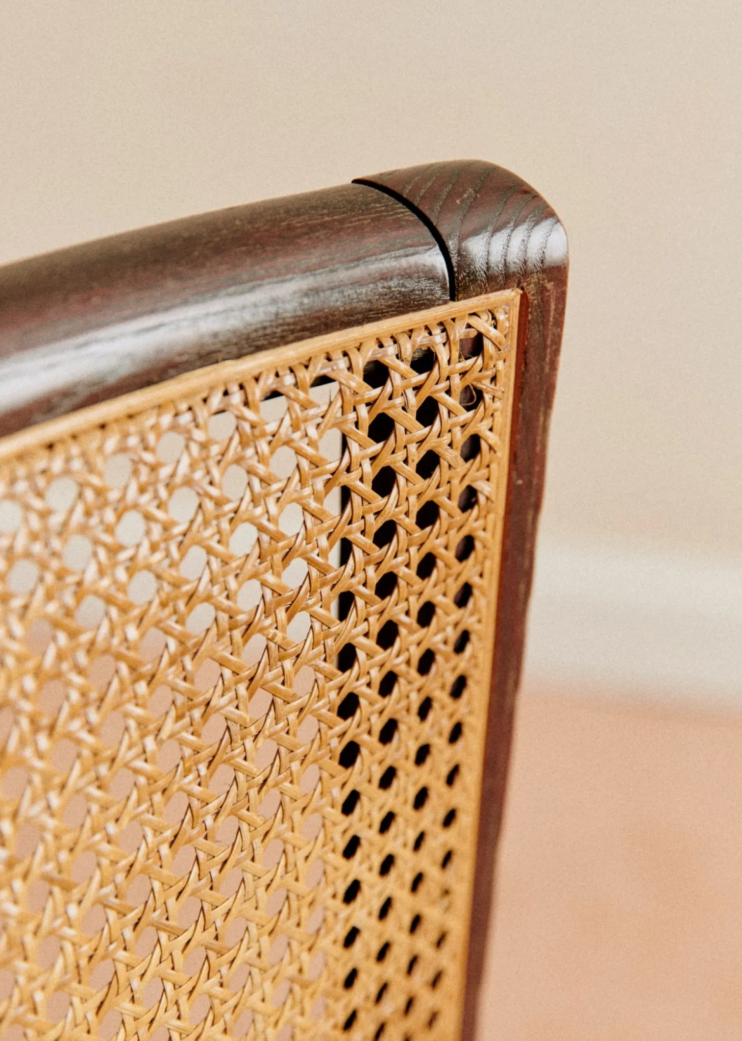 Chaise En Cannage Vintage