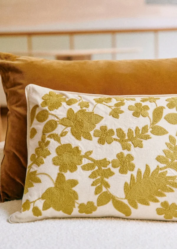 Coussin Brodé -  Grand Modèle