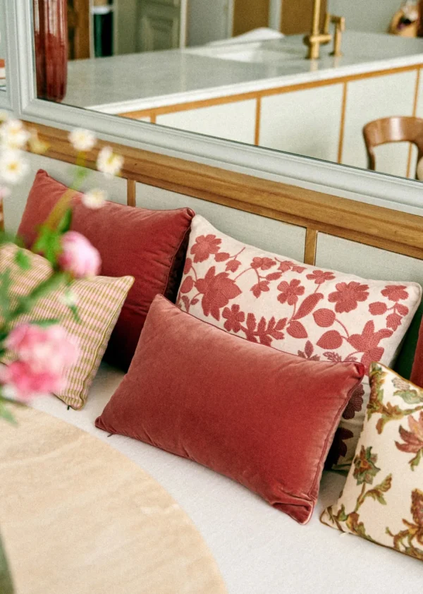 Coussin Brodé -  Grand Modèle
