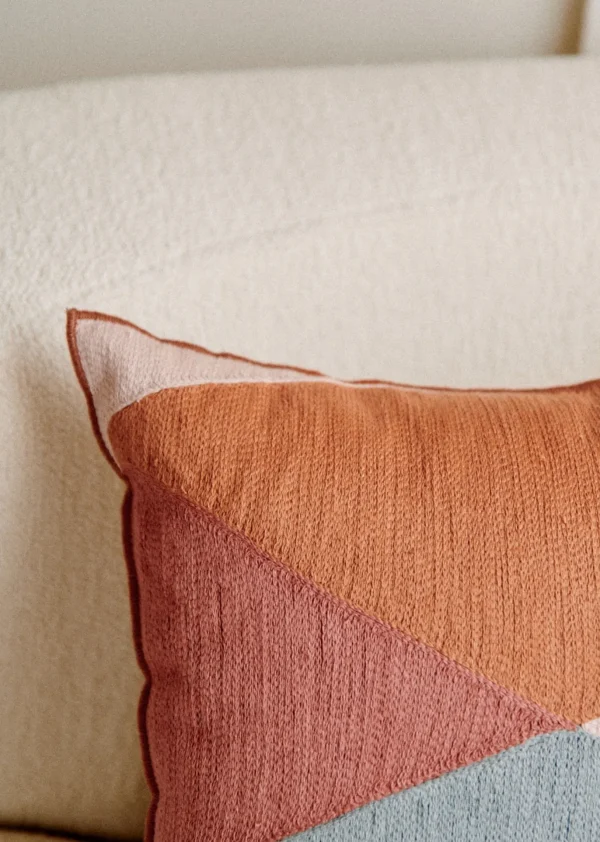 Coussin Brodé -  Grand Modèle