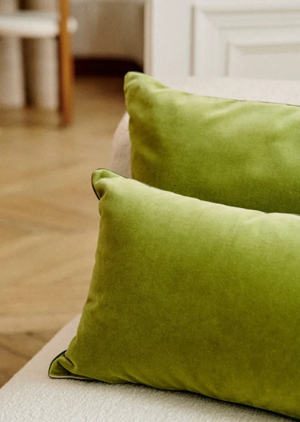 Coussin Velours Édition -  Grand Modèle