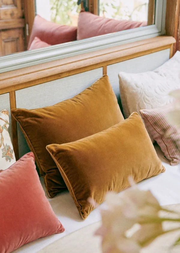 Coussin Velours Édition -  Grand Modèle
