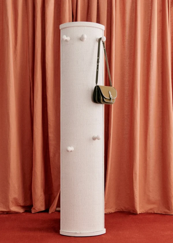 Ensemble De Chambre Vintage En Rotin :  porte Manteau, Commode Et Miroir