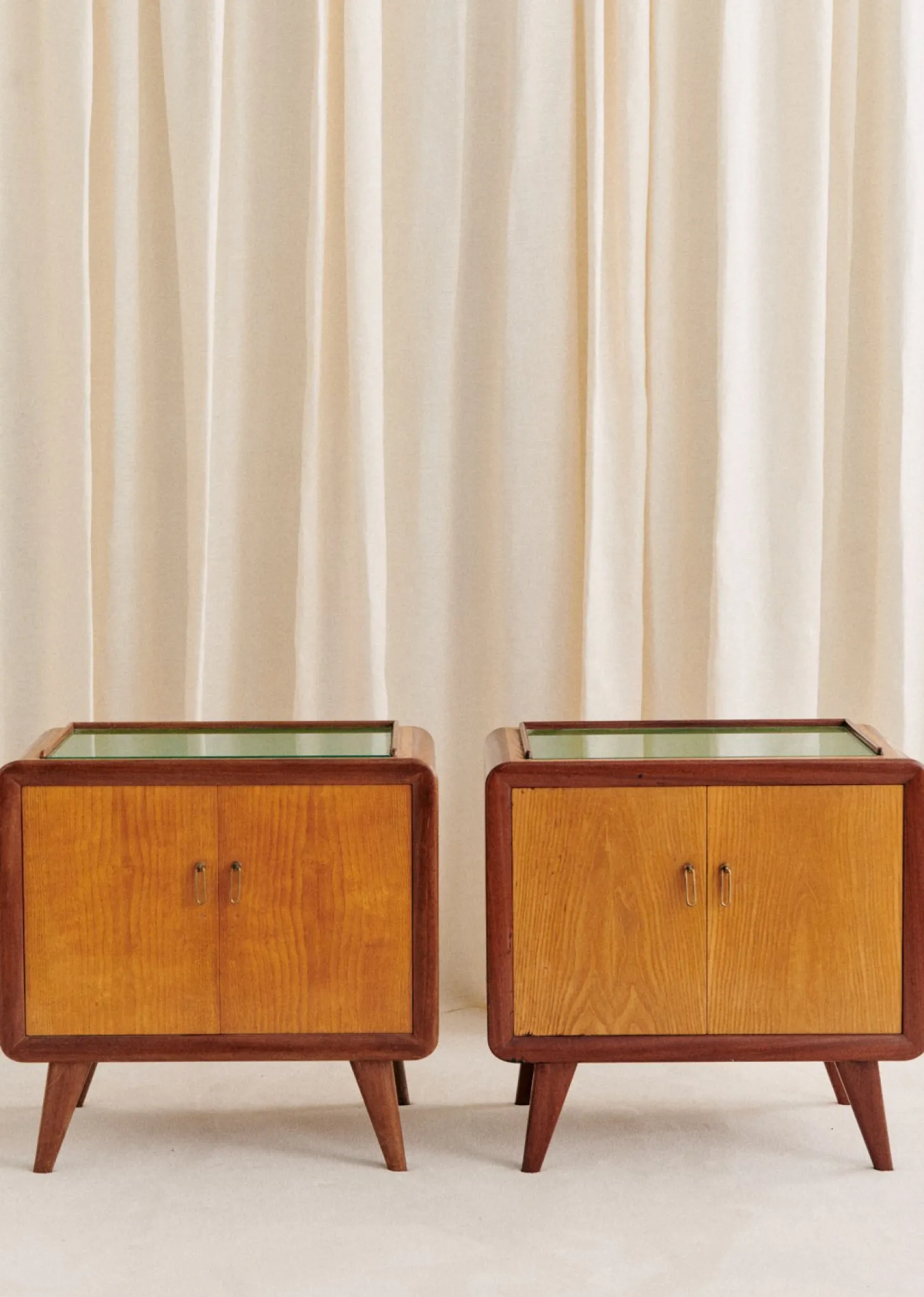 Paire De Chevet Vintage Années 1950