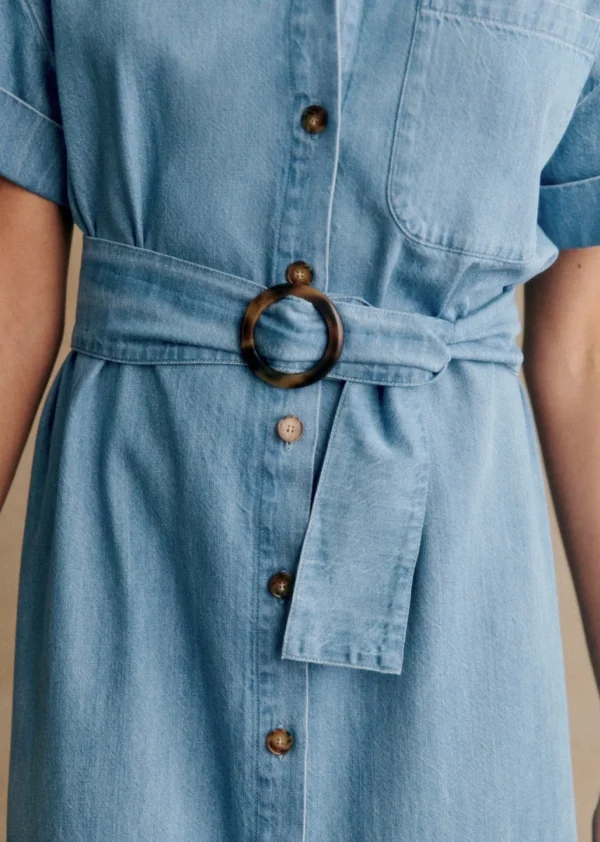 Robe Dora