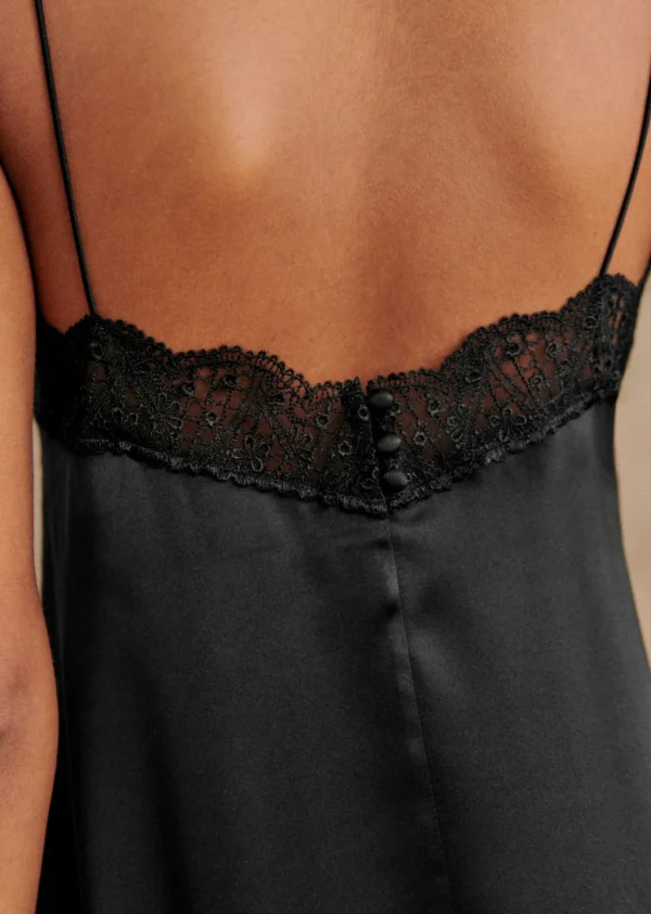 Robe Nassima