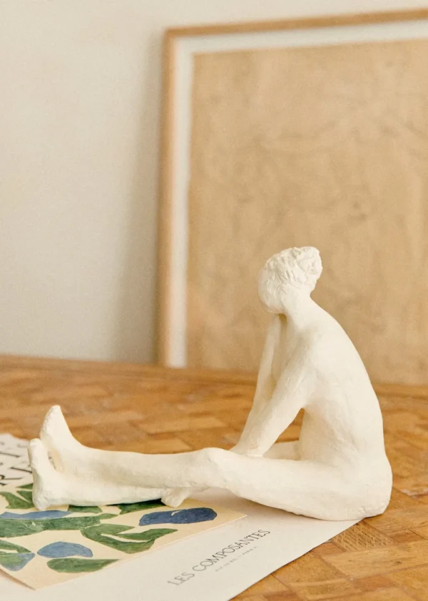 Sculpture Guénolée Courcoux - Femme Jambes Allongées Grand Modèle