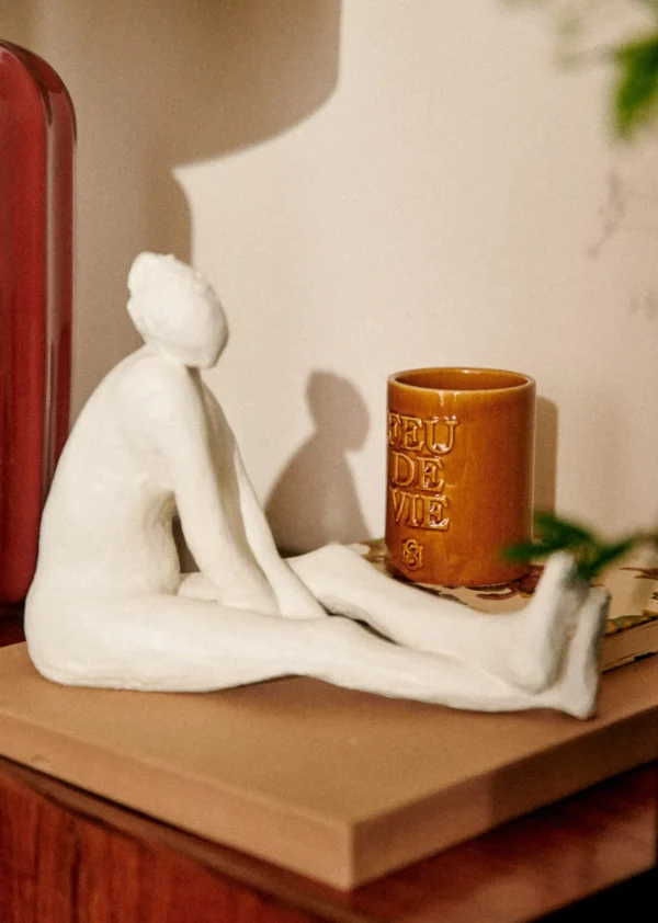 Sculpture Guénolée Courcoux - Femme Jambes Allongées Grand Modèle